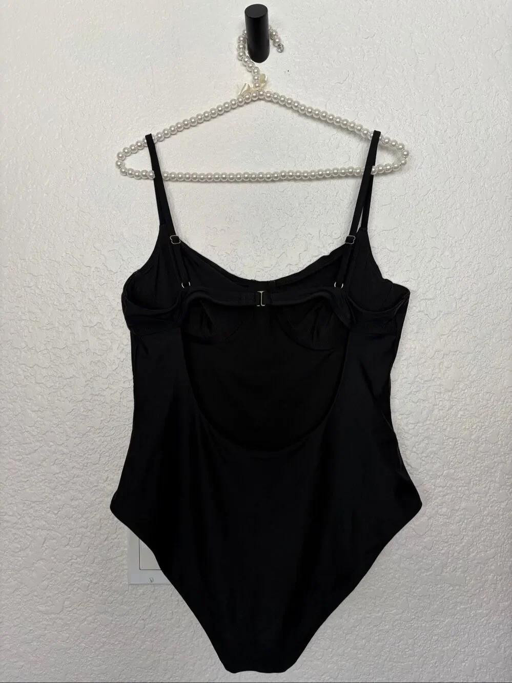 Madewell Second Wave Seamed One-Piece Swimsuit in Black Size L